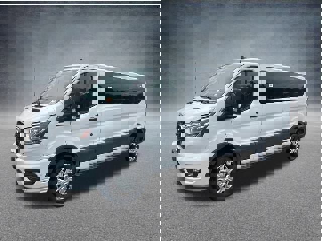 Used 2023 Ford Transit 350 XLT image 14