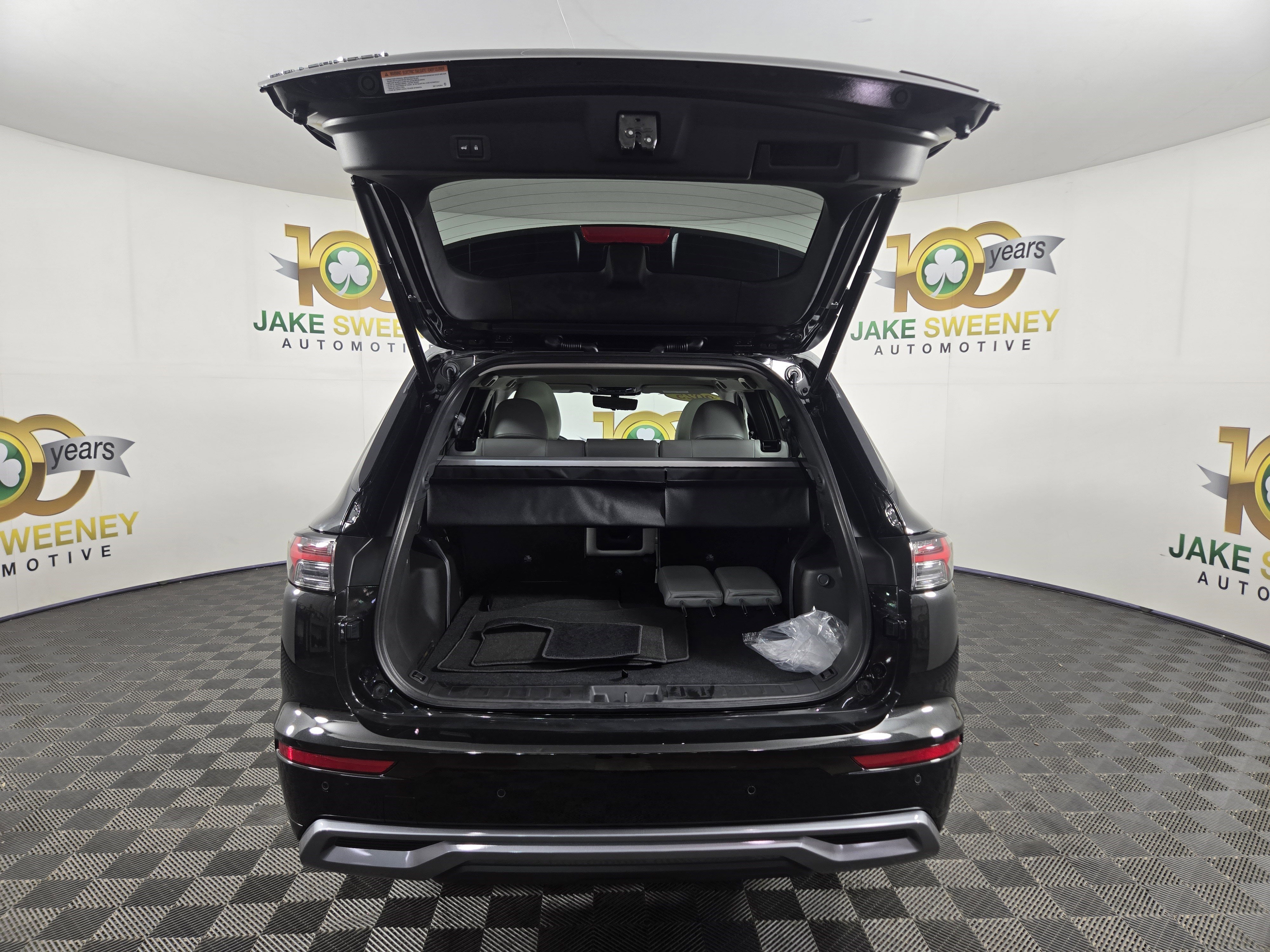 New 2025 Mitsubishi Outlander AWD image 34