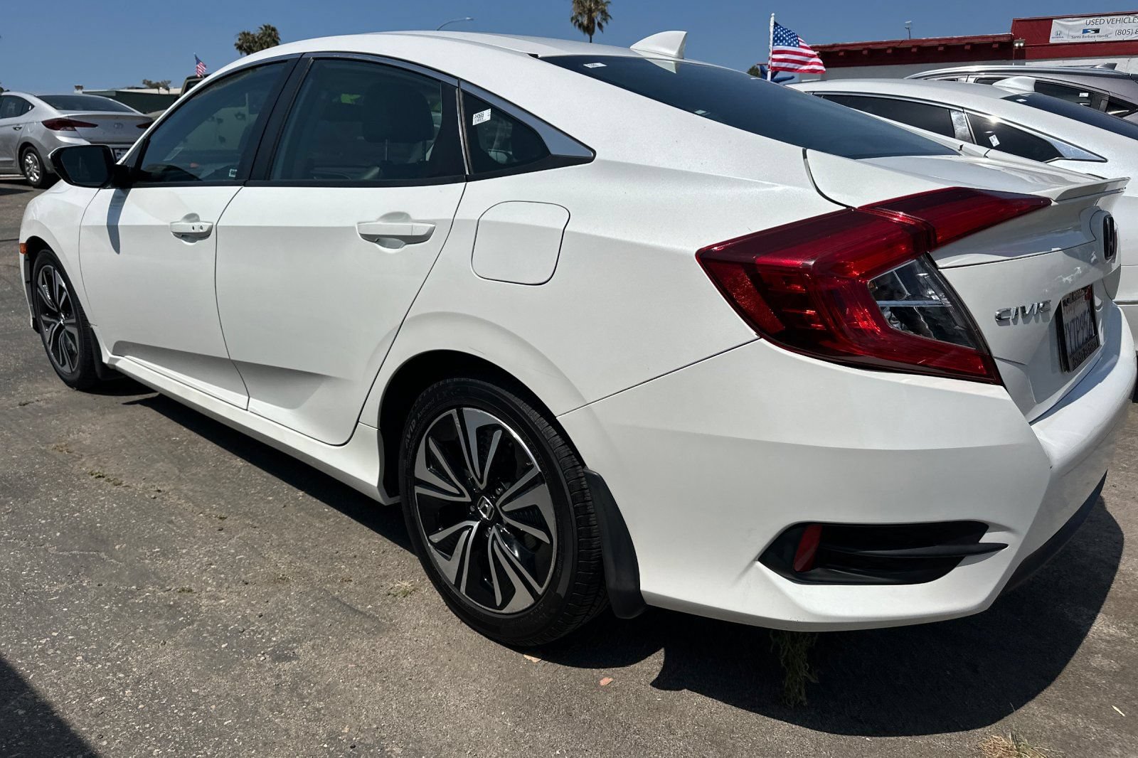 Used 2017 Honda Civic EX-L image 6