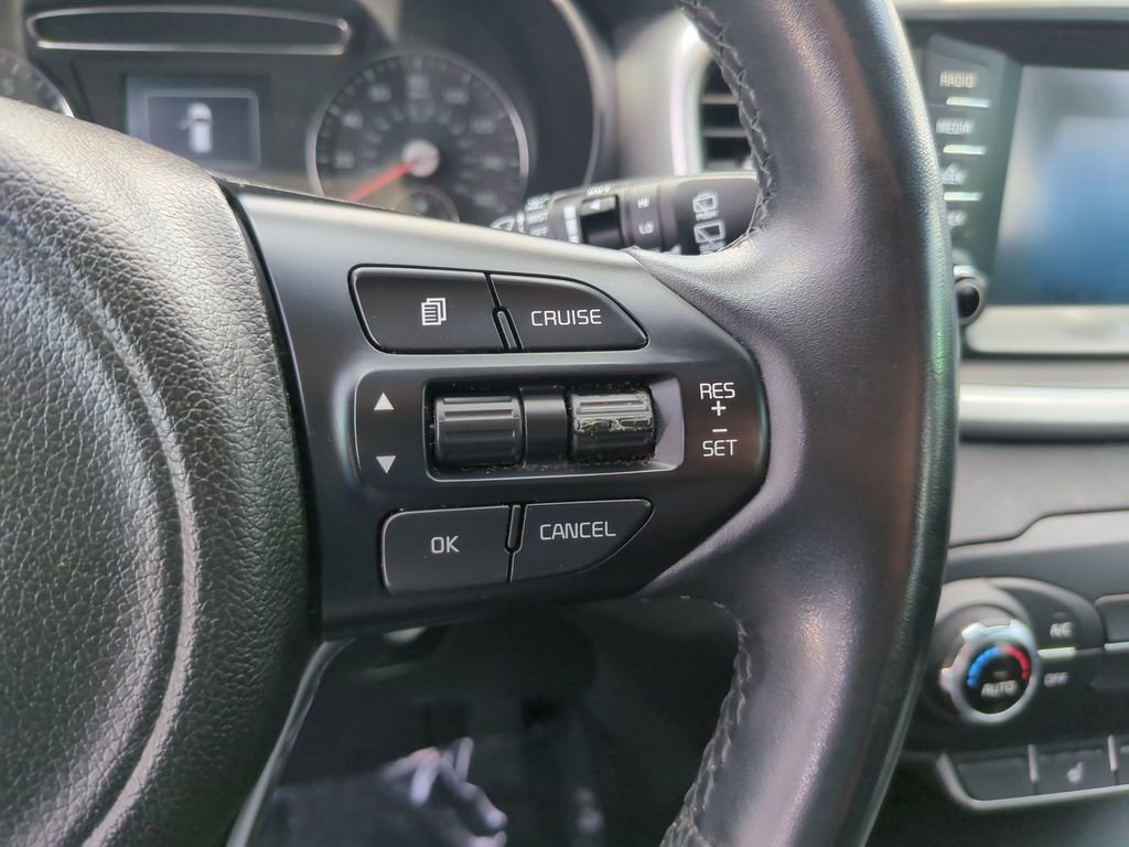 Used 2018 Kia Sorento LX image 31