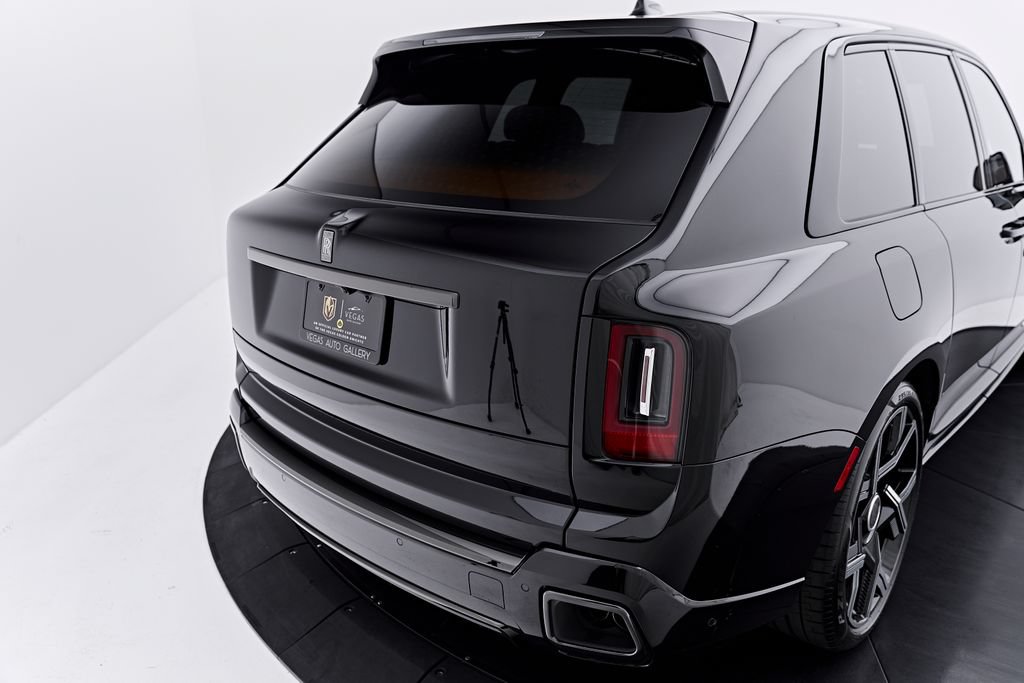 Used 2026 Rolls-Royce Cullinan Black Badge AWD/4WD image 24