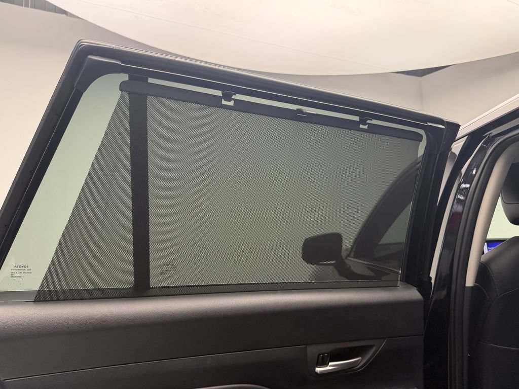 Used 2025 Toyota Grand Highlander AWD image 35