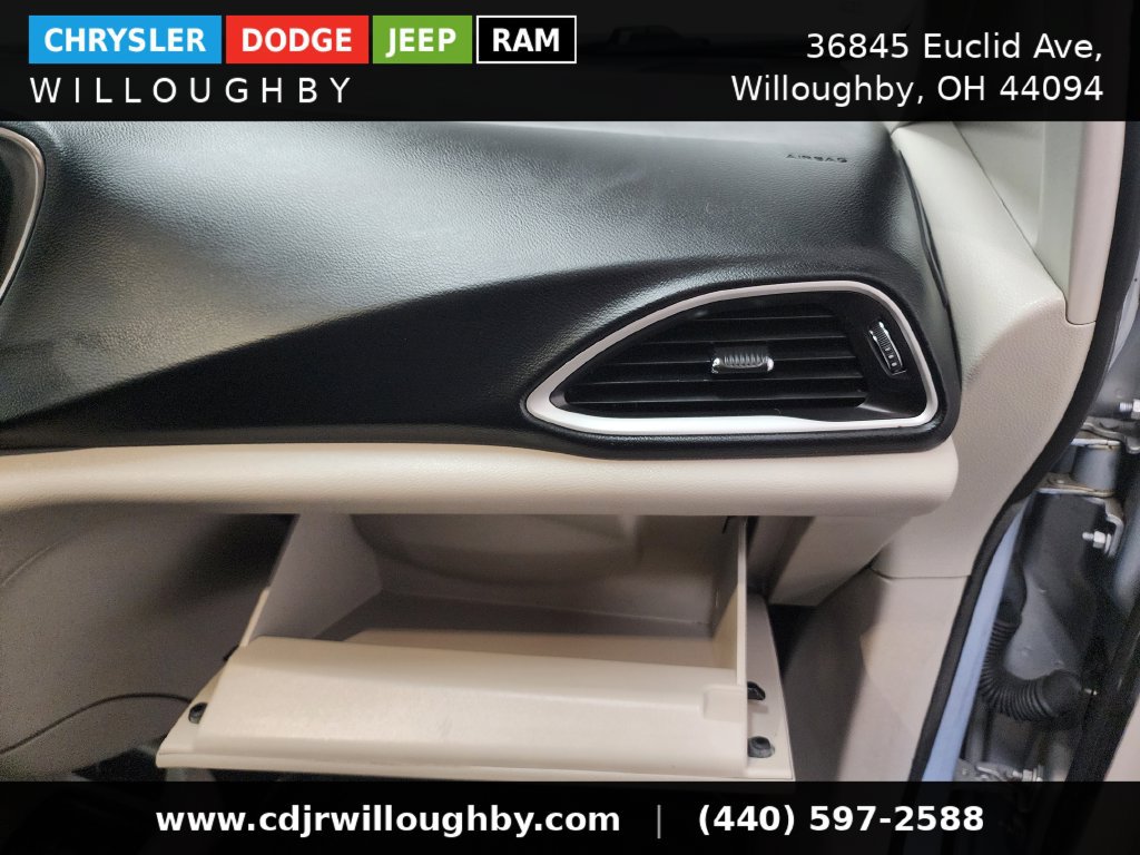 Used 2023 Chrysler Voyager LX FWD image 34