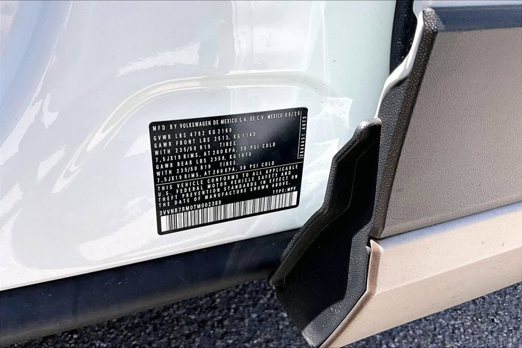 Certified 2026 Volkswagen Tiguan SE w/ Panoramic Sunroof Package FWD image 30