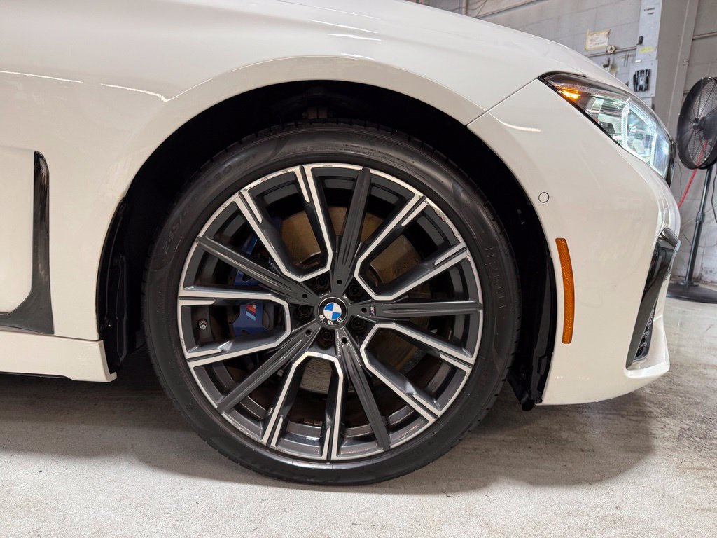 Used 2020 BMW M760i xDrive w/ Luxury Rear Seating Package AWD/4WD image 45