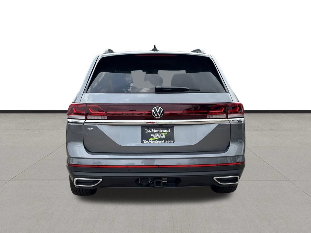 Used 2025 Volkswagen Atlas SE FWD image 6
