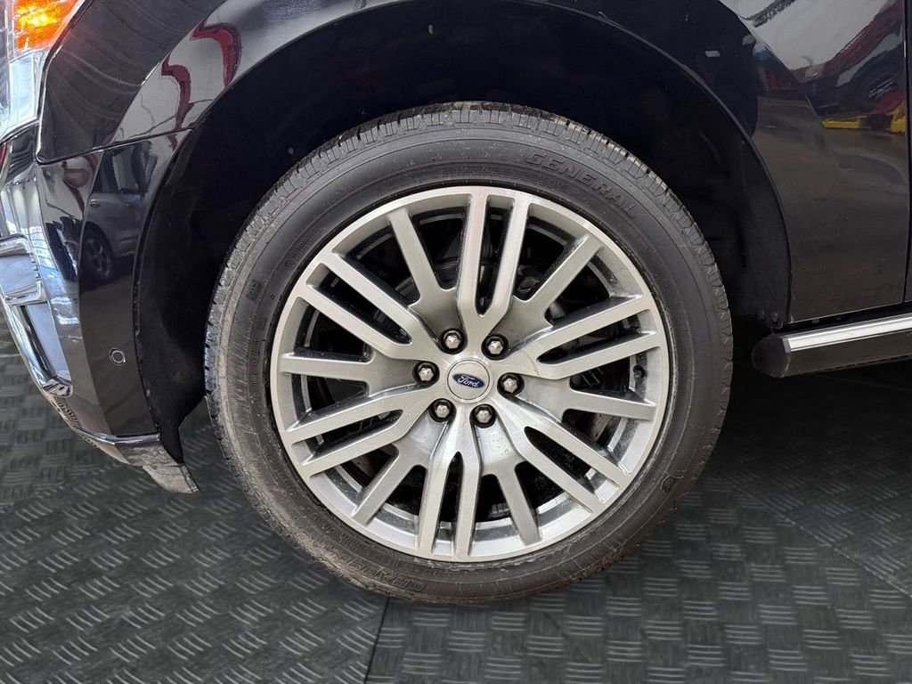 Used 2024 Ford Expedition Max Platinum image 14