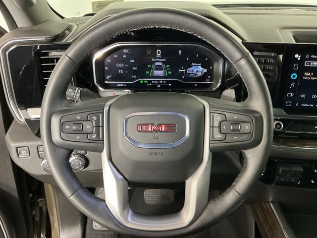 Used 2024 GMC Sierra 1500 Elevation w/ Preferred Package AWD/4WD image 15