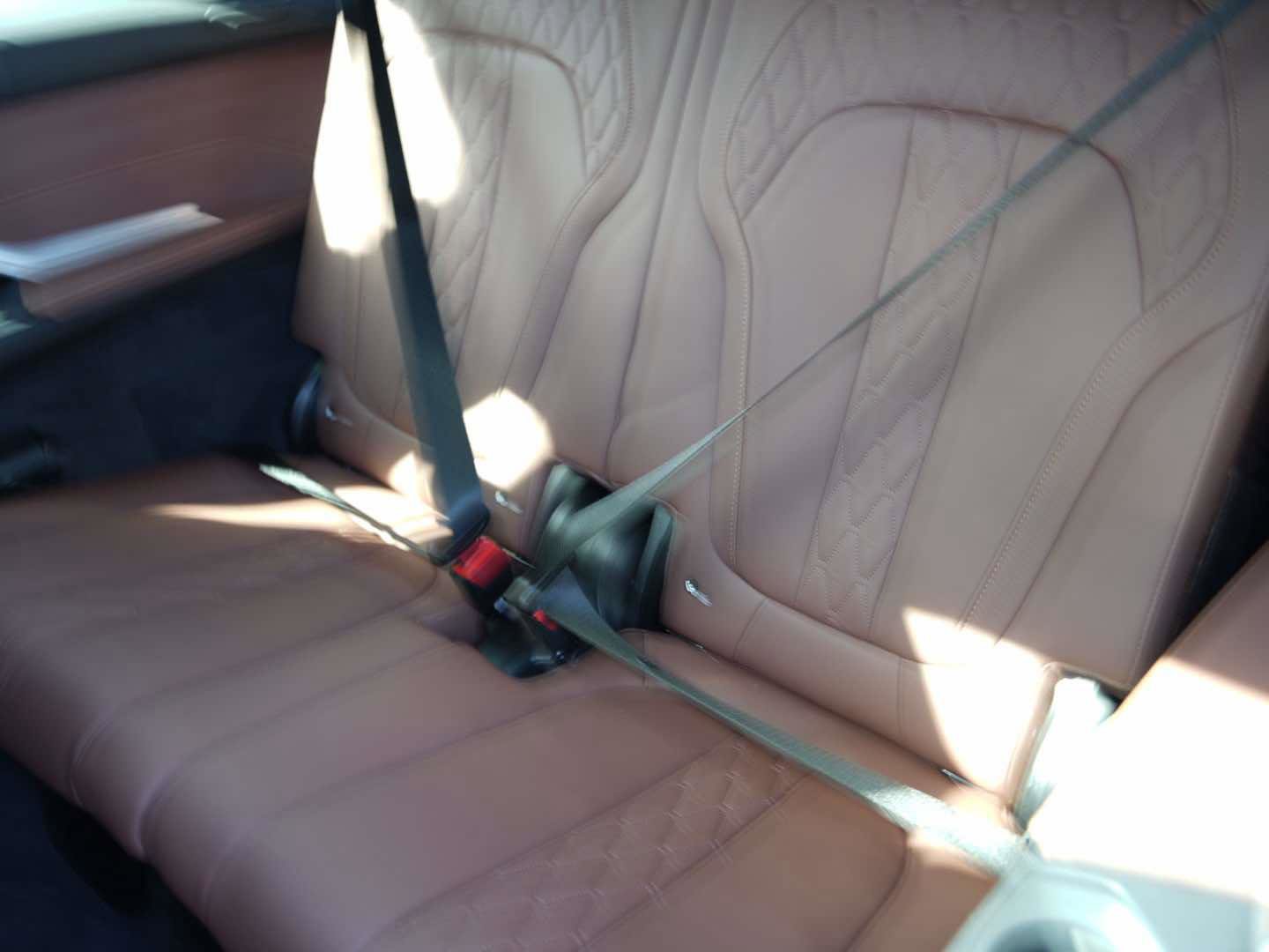 Used 2024 BMW X7 xDrive40i w/ Executive Package image 13