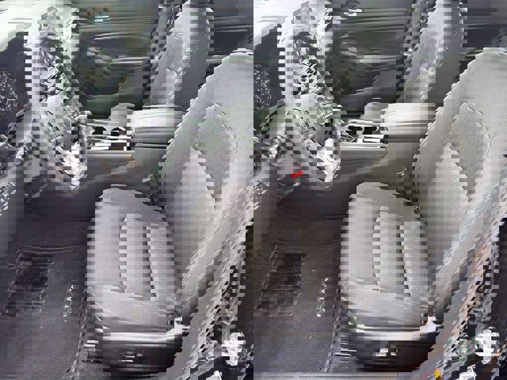 Used 2024 Nissan Altima 2.5 SV image 11