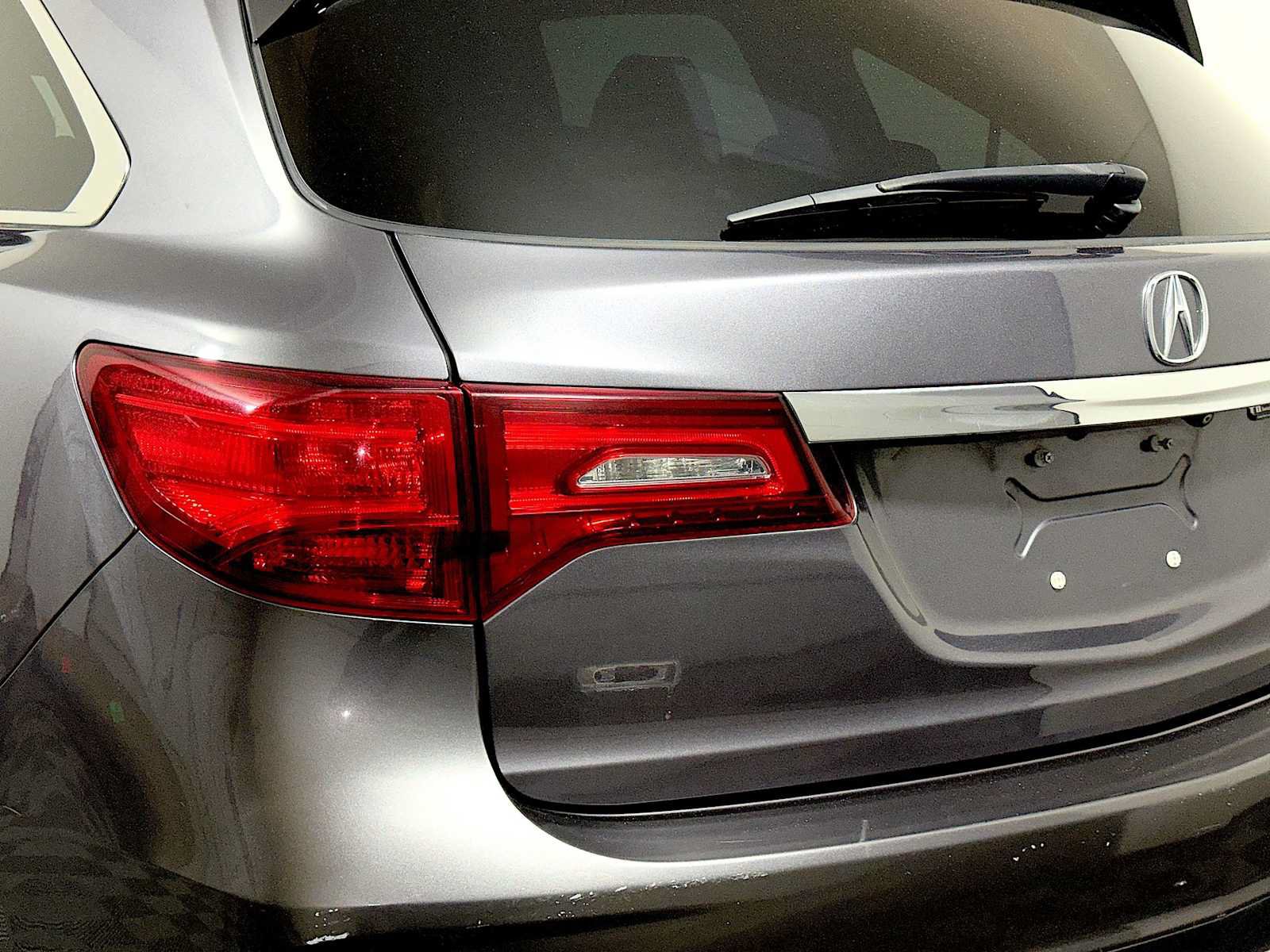 Used 2018 Acura MDX SH-AWD image 26