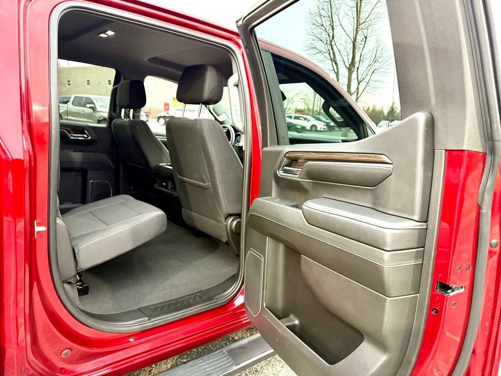 Used 2024 Chevrolet Silverado 1500 RST w/ Convenience Package II AWD/4WD image 27