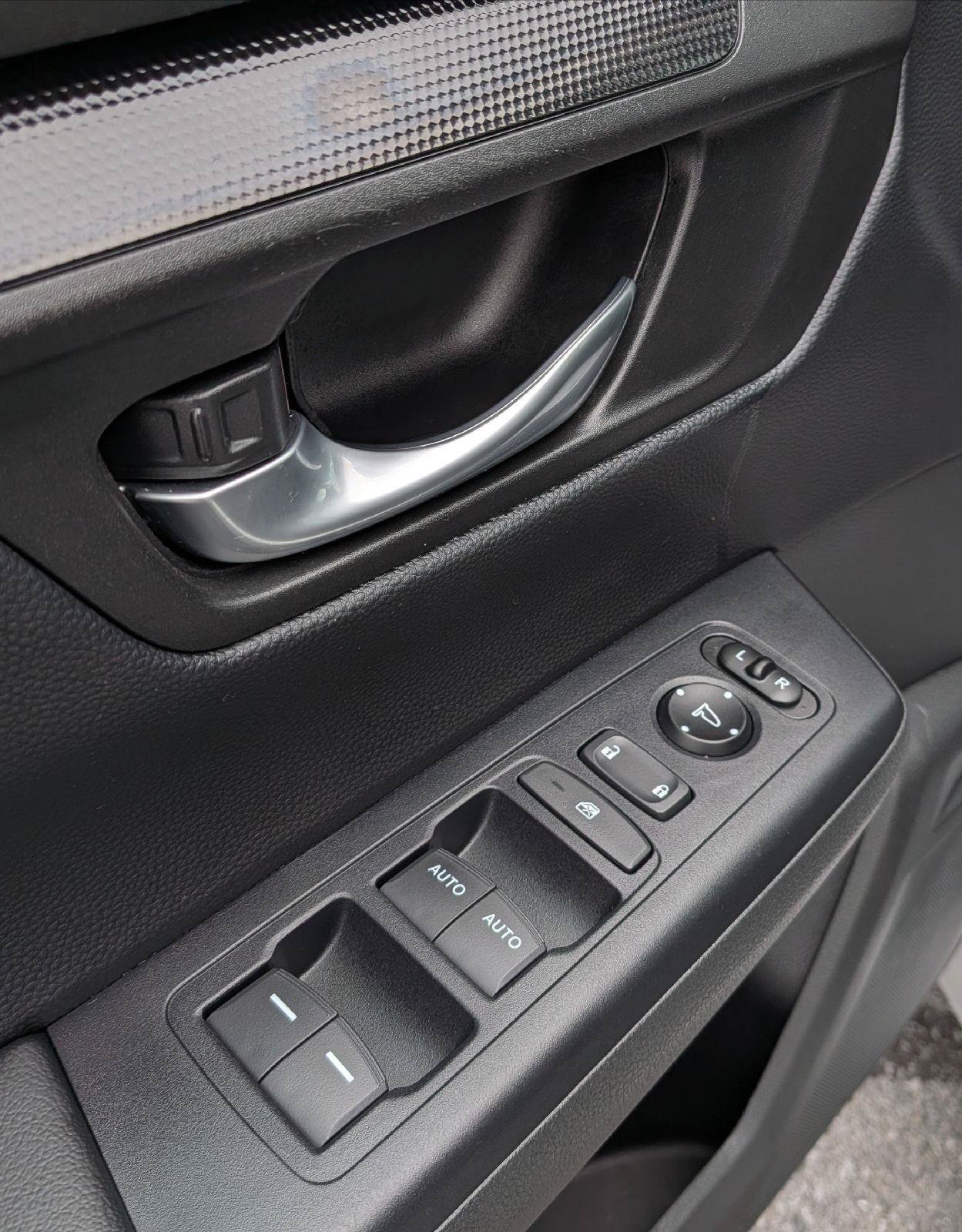Certified 2024 Honda CR-V EX image 15
