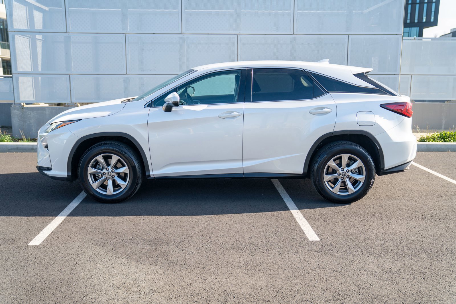 Used 2018 Lexus RX 350 FWD image 2