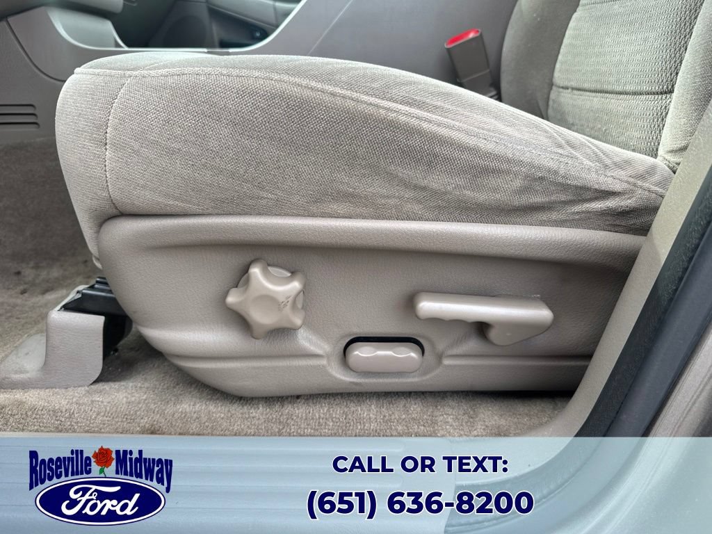 Used 2003 Ford Explorer XLT AWD/4WD image 25