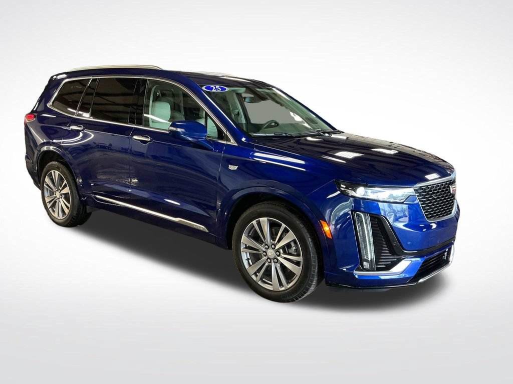 Certified 2025 Cadillac XT6 Premium Luxury w/ LPO, Floor Liner Package AWD/4WD image 7