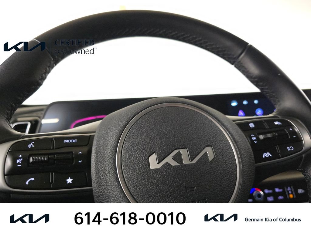 Certified 2025 Kia Sportage EX image 22