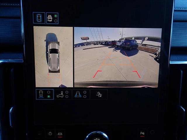 Used 2025 GMC Acadia Elevation image 19