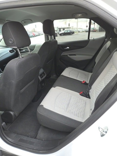 Used 2018 Chevrolet Equinox LT image 18