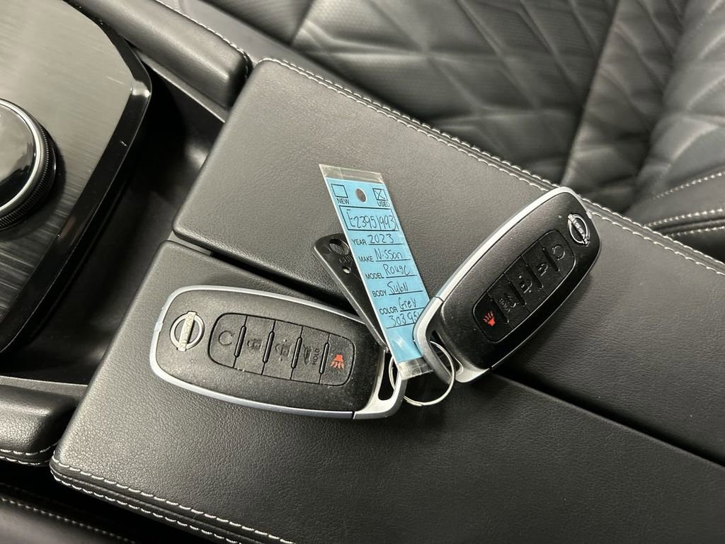 Used 2023 Nissan Rogue Platinum w/ Platinum Premium Package image 12