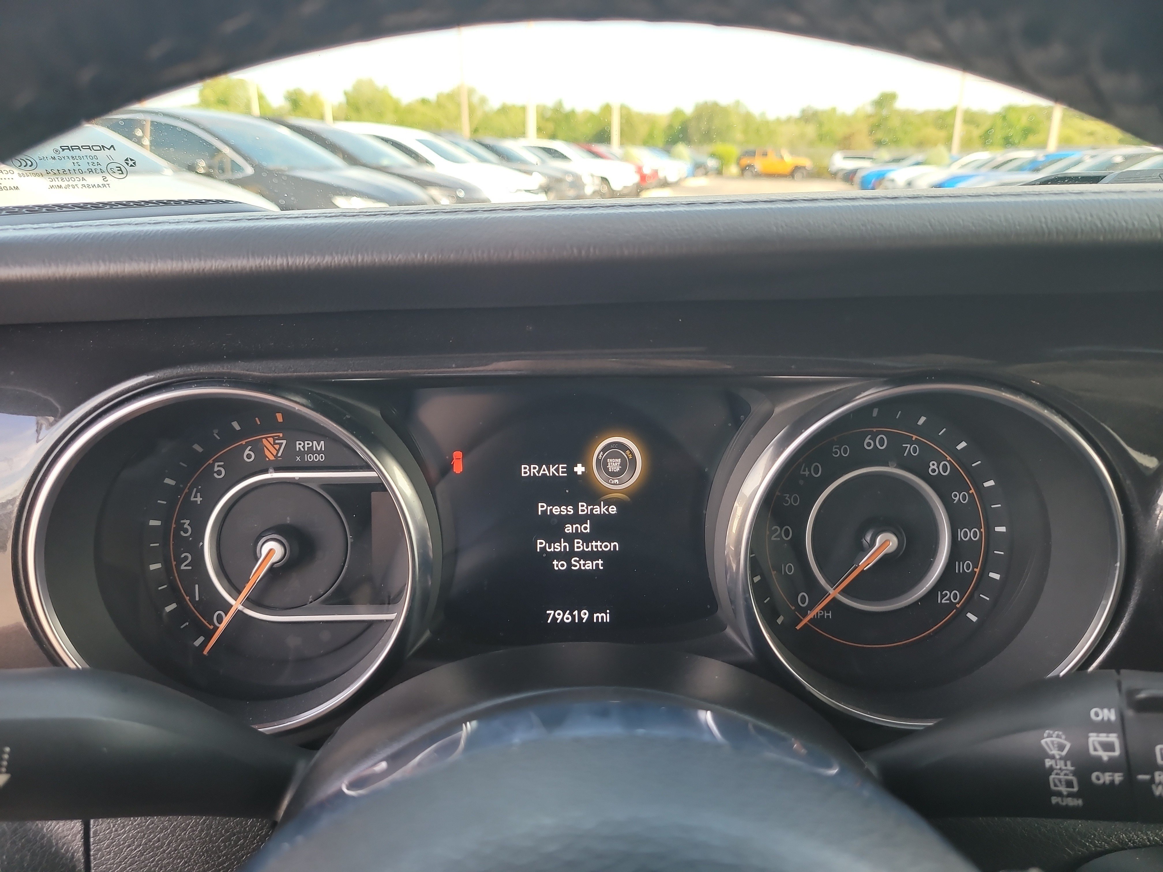 Used 2020 Jeep Wrangler Unlimited Sahara AWD/4WD image 29