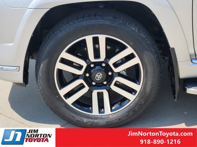 Used 2023 Toyota 4Runner Limited AWD/4WD image 13