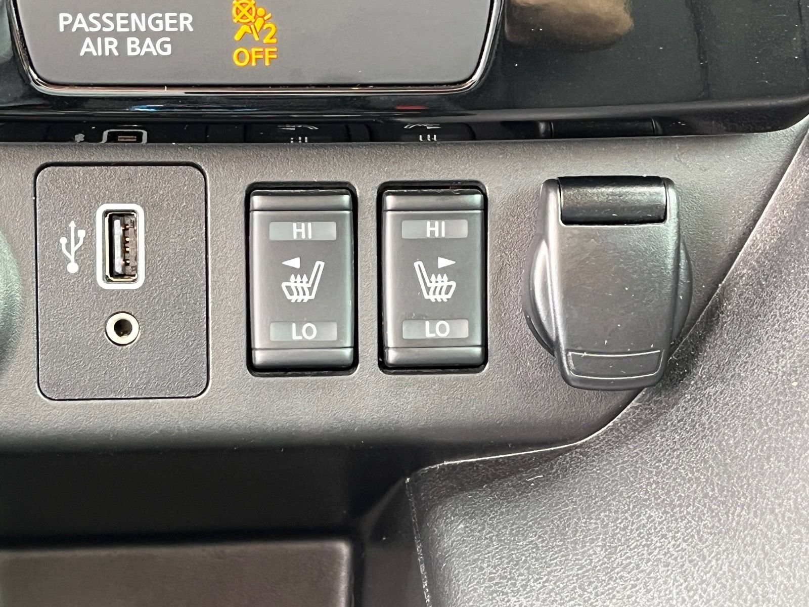 Used 2019 Nissan Leaf SL Plus FWD image 23