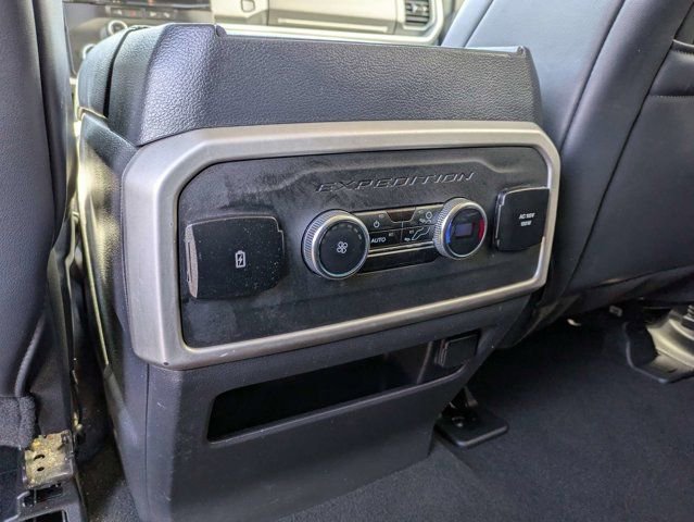 Used 2024 Ford Expedition Max XLT AWD/4WD image 16