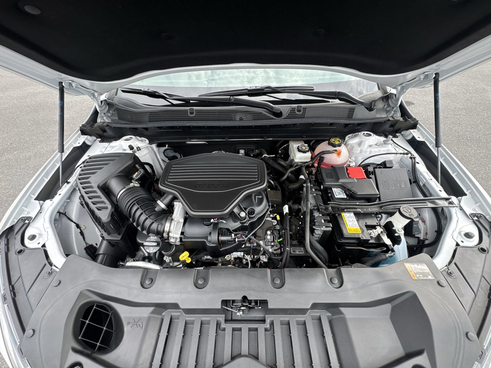 Certified 2022 Chevrolet Blazer Premier w/ Enhanced Convenience Package AWD/4WD image 18