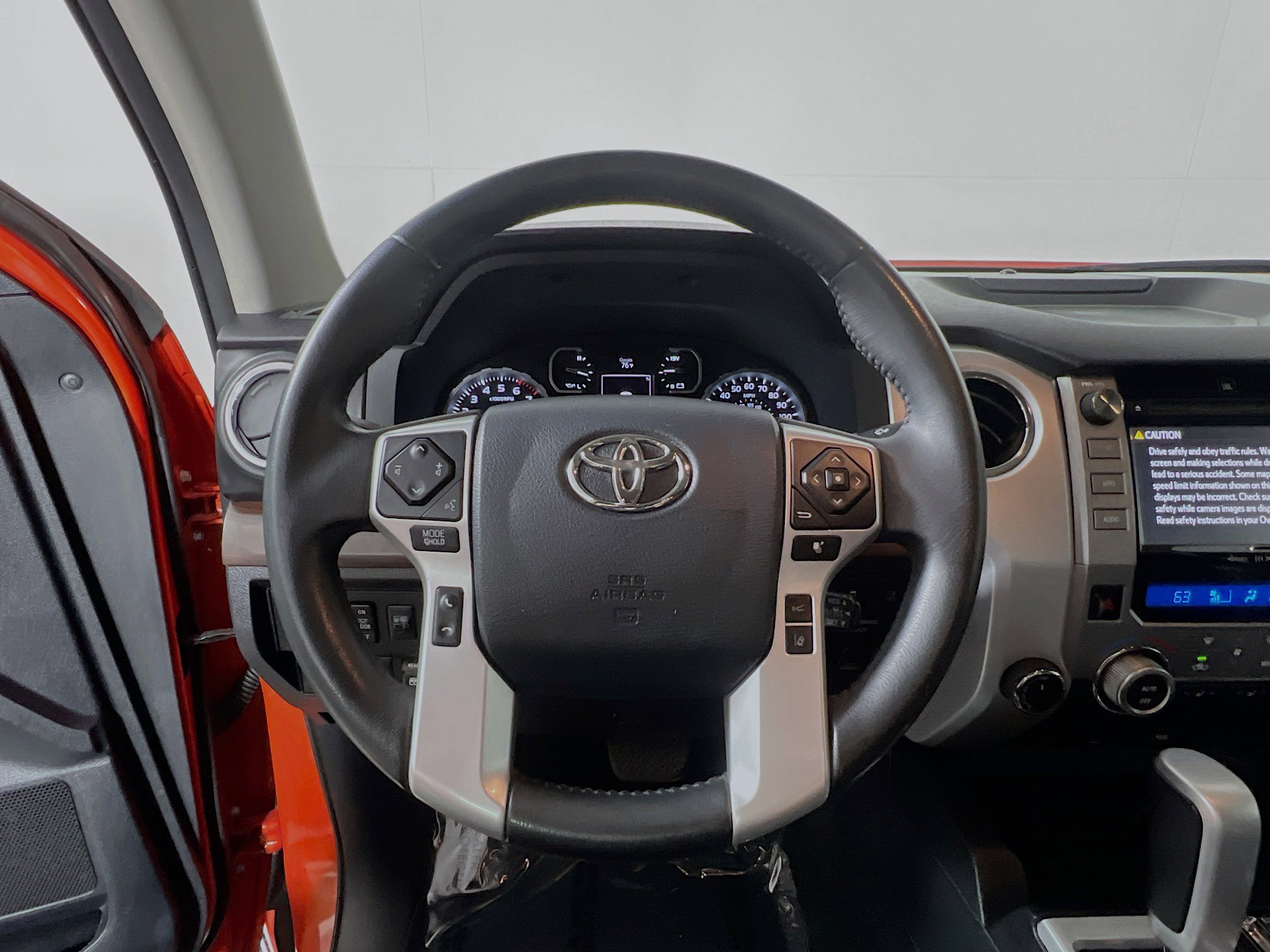 Used 2018 Toyota Tundra Limited w/ Limited Premium Package image 18
