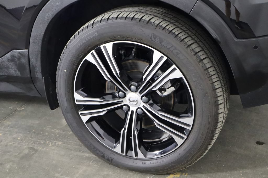 Used 2019 Volvo XC40 T5 Inscription AWD/4WD image 37