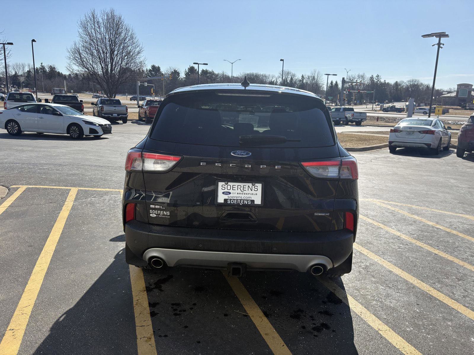 Used 2022 Ford Escape SEL w/ Class II Trailer Tow Package image 5