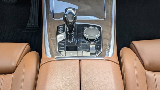 Used 2021 BMW X5 xDrive45e w/ Parking Assistance Package image 21