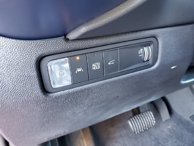 Certified 2024 Chevrolet Equinox EV LT FWD image 24