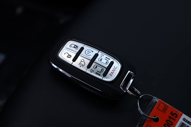 New 2026 Chrysler Pacifica Select image 37