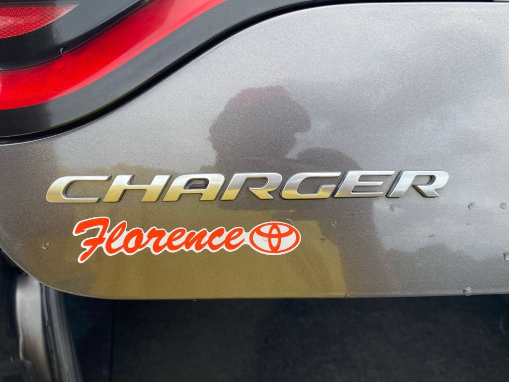 Used 2023 Dodge Charger SXT RWD image 13