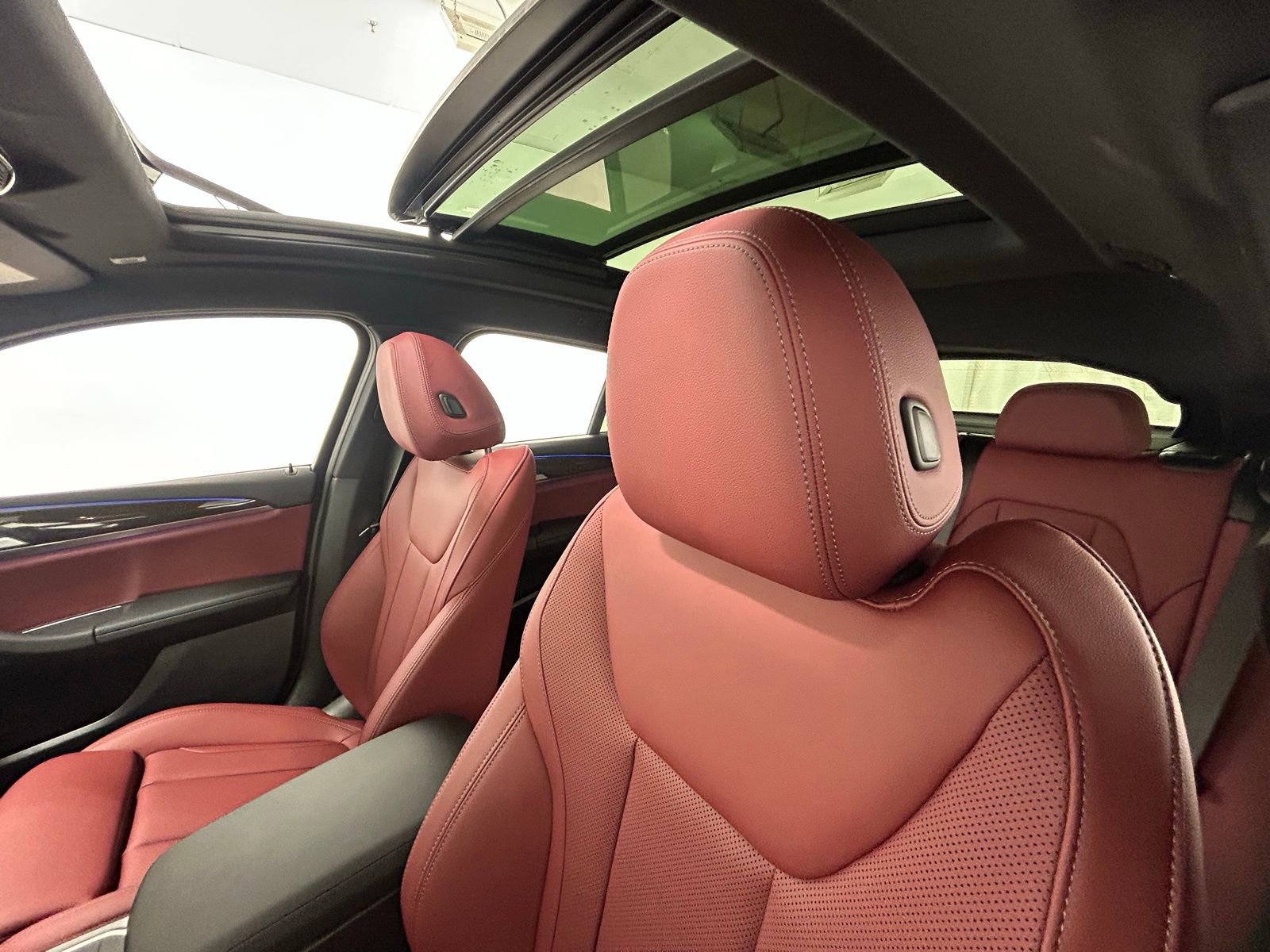 Used 2025 BMW X4 xDrive30i image 30