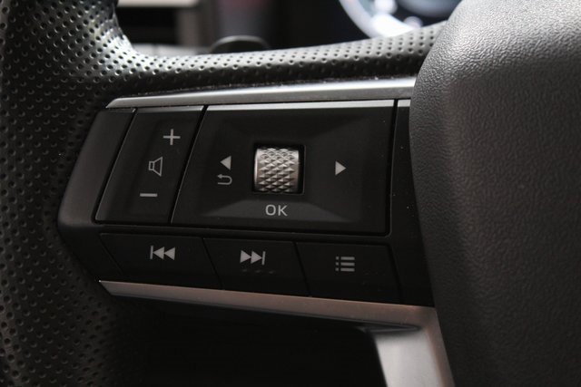 Used 2024 Mitsubishi Outlander SE Black Edition image 18