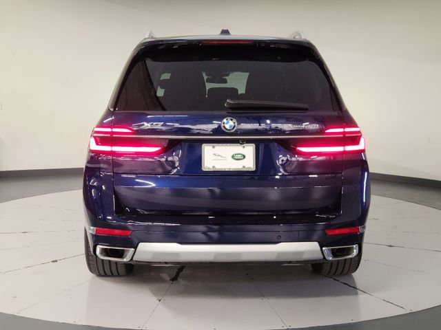 Used 2026 BMW X7 xDrive40i AWD/4WD image 9