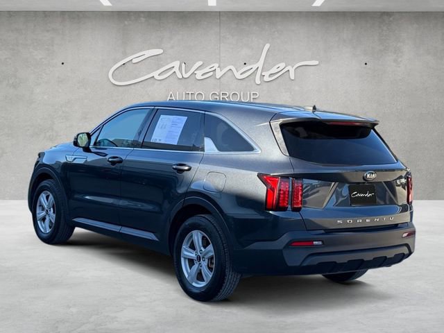 Used 2021 Kia Sorento LX image 14