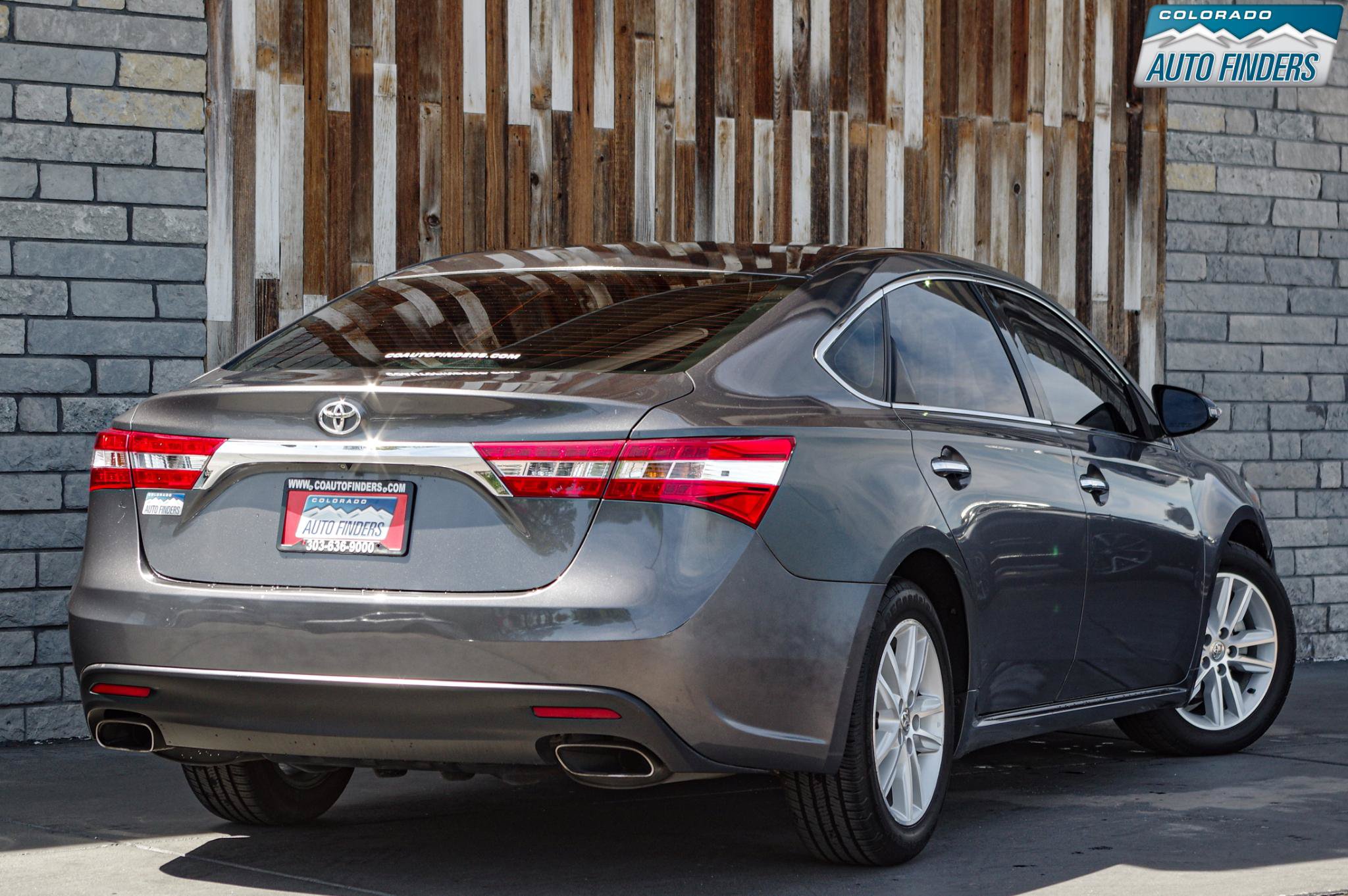 Used 2013 Toyota Avalon XLE Premium FWD image 7