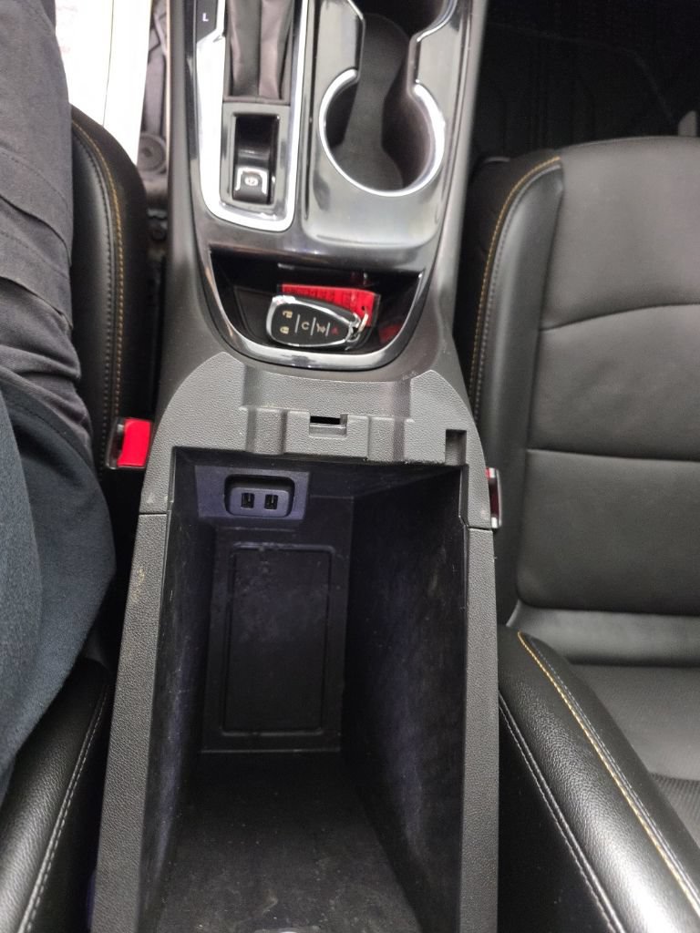 Used 2023 Chevrolet Equinox Premier AWD/4WD image 22