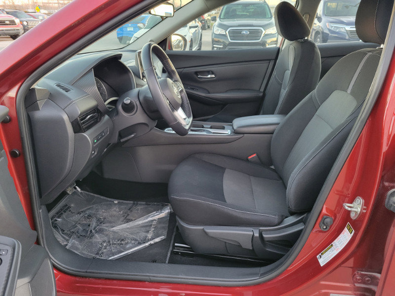 Used 2020 Nissan Sentra SV FWD image 19