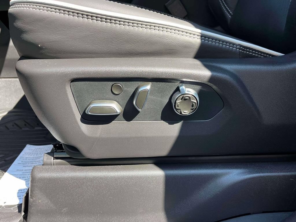New 2026 GMC Sierra 2500 AT4X w/ AT4X AEV Edition AWD/4WD image 23