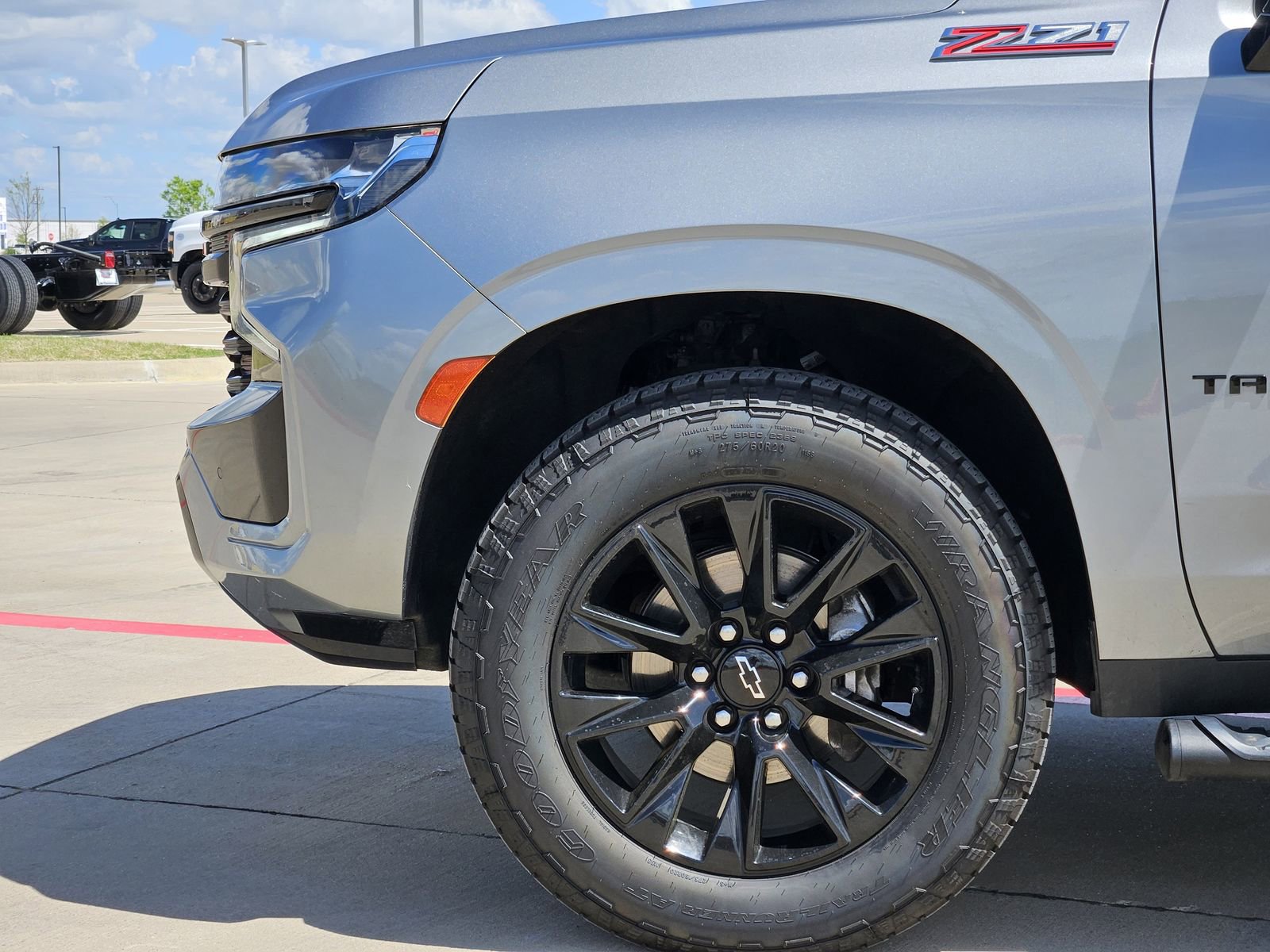 Certified 2023 Chevrolet Tahoe Z71 w/ Luxury Package AWD/4WD image 13