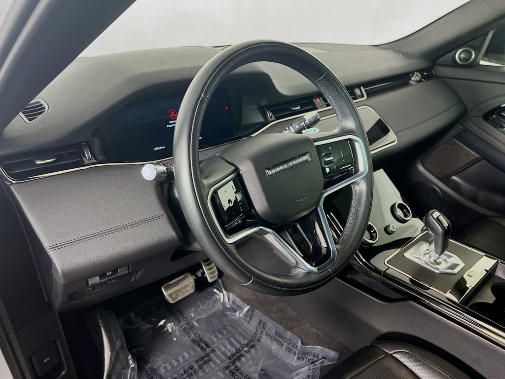 Used 2022 Land Rover Range Rover Evoque R-Dynamic SE image 9