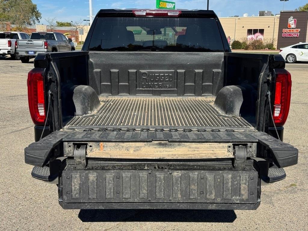 Used 2024 GMC Sierra 1500 SLT image 5