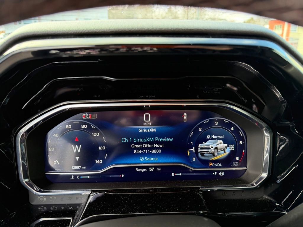 Used 2025 Chevrolet Silverado 2500 LT w/ Convenience Package image 18