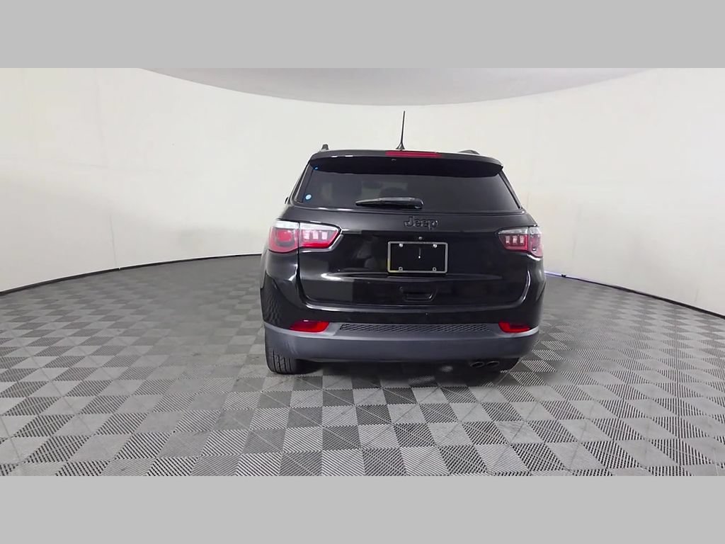 Used 2020 Jeep Compass Latitude FWD image 41