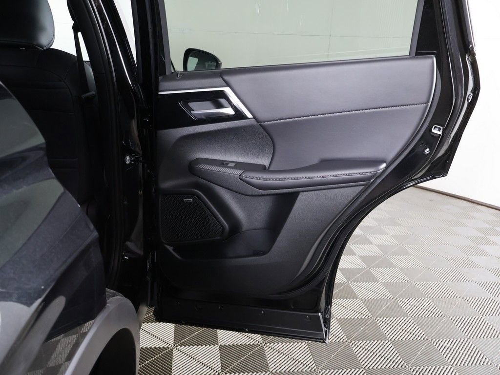 New 2026 Mitsubishi Outlander LE FWD image 25